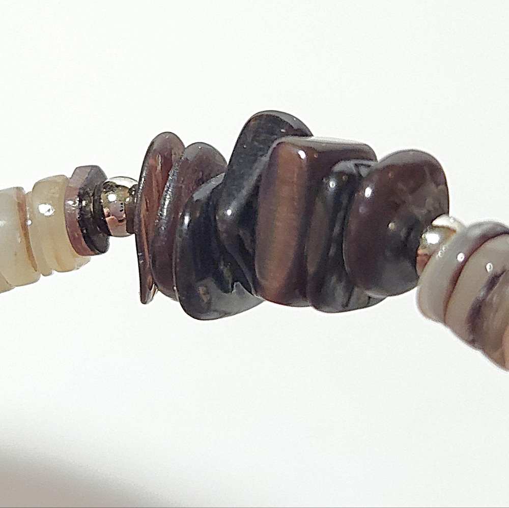 Handmade Pen & Hammer Shell Heishi Bead with Kewa Horn Shell Chip Bracelet - Picture 8 of 15